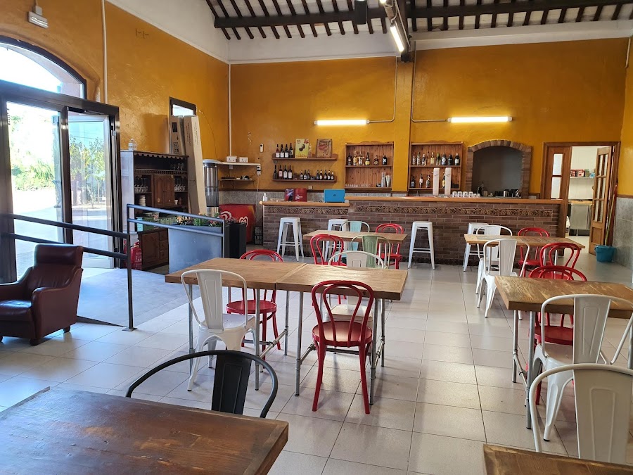 Bar Molt Nostre (Bar a la Societat de Castellví)