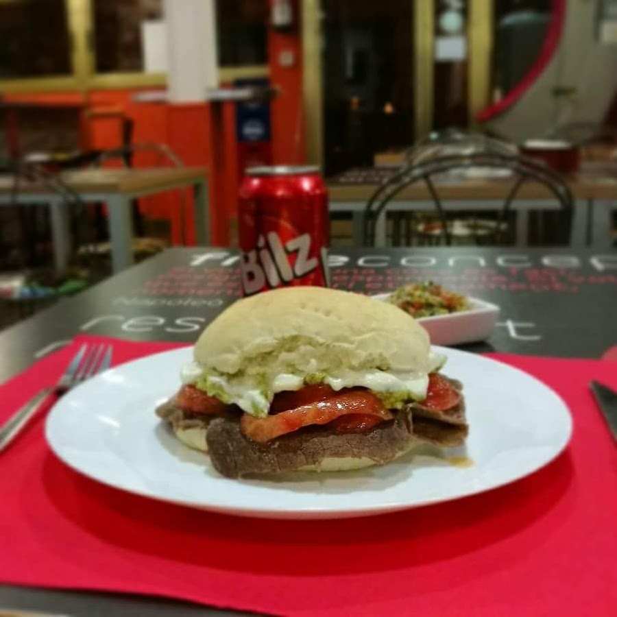 Bar Restaurant Covadonga cocina chilena