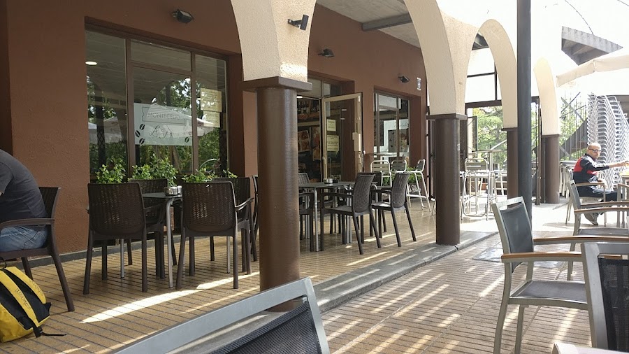 Bar Restaurant La Plaça