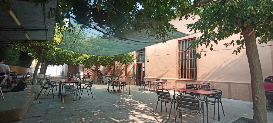 Centre Cultural i Recreatiu de Sant Pere de Riudebitlles