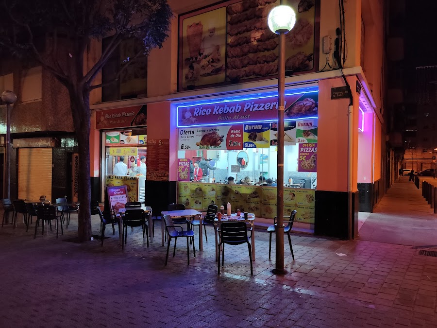 La Salut kebab pizzeria