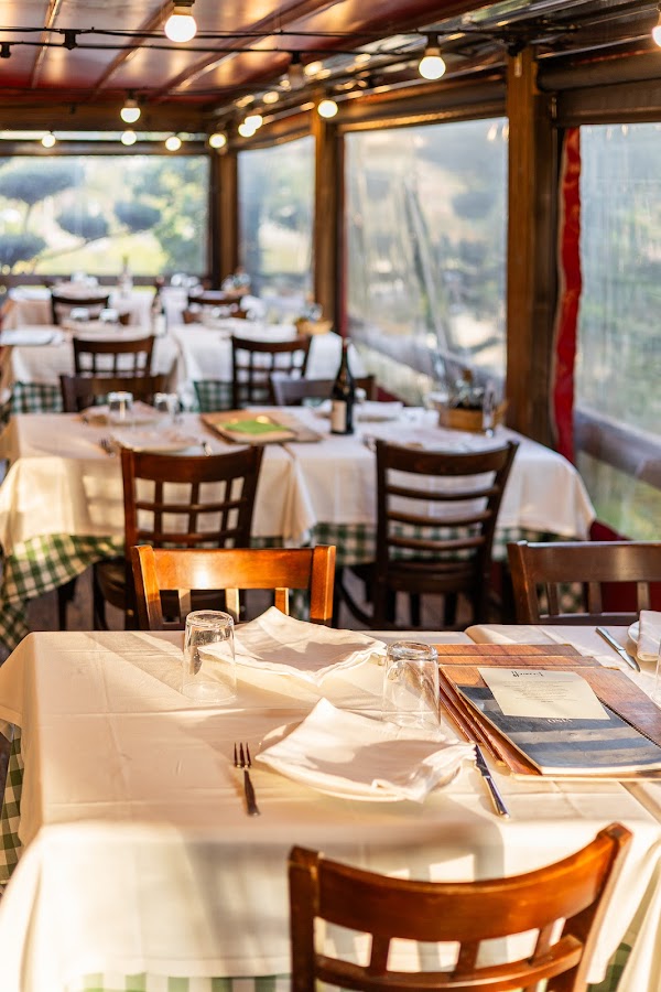 La Vinya Grill