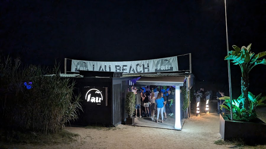 LAU BEACH