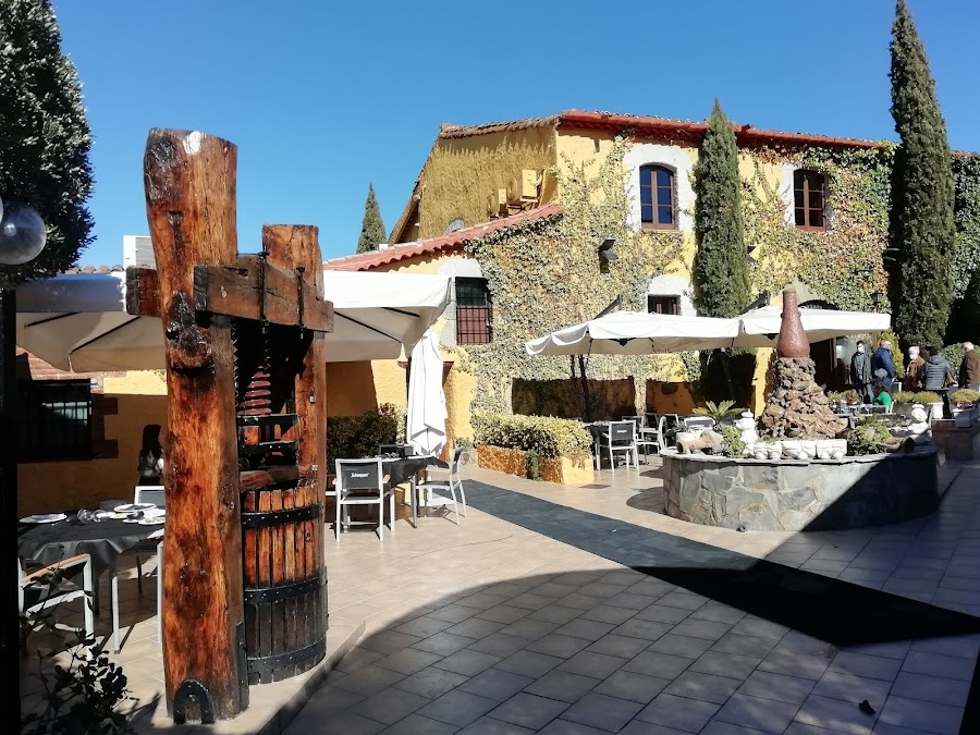 Masia Restaurant Can Oliver