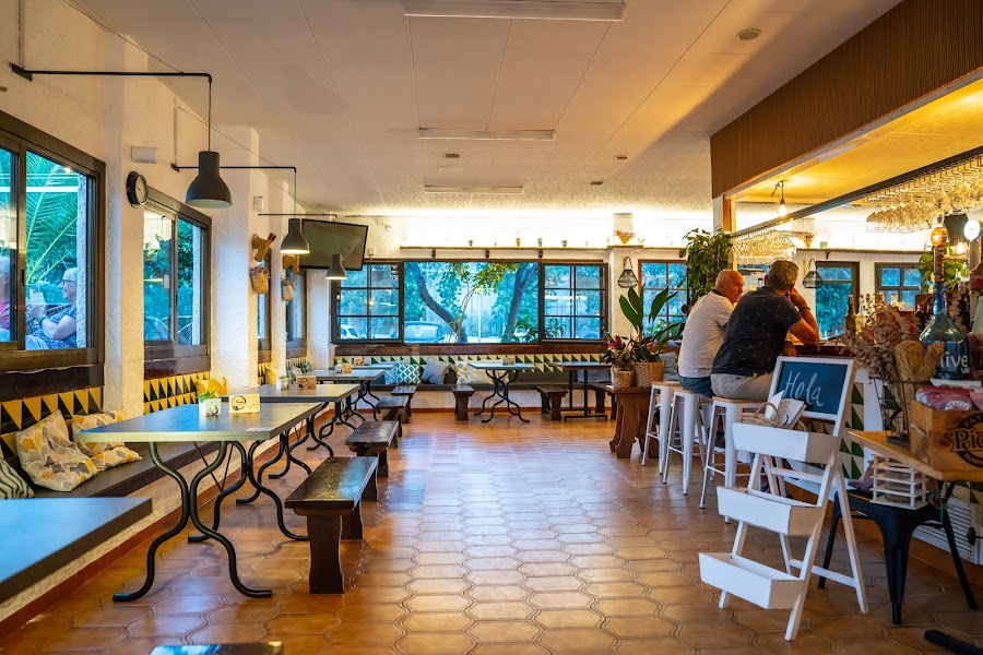 Ohana Restaurant - Food & Drink, Sitges