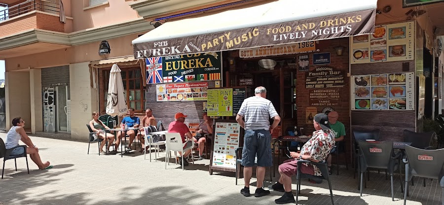 Pub Eureka Corner Since 1962 - Restaurante Bar Musical Eureka