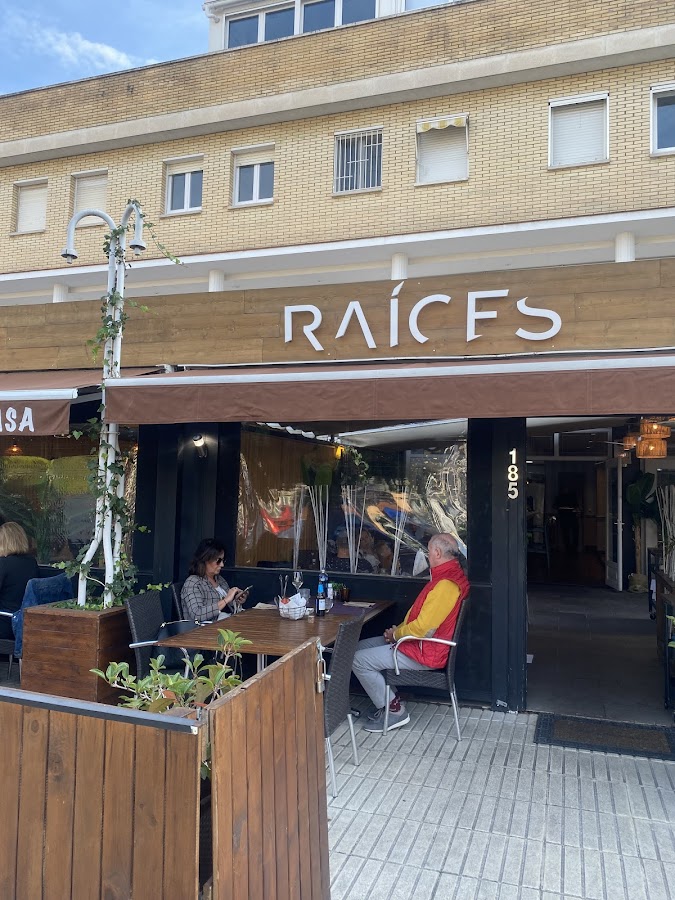 RESTAURANTE RAICES