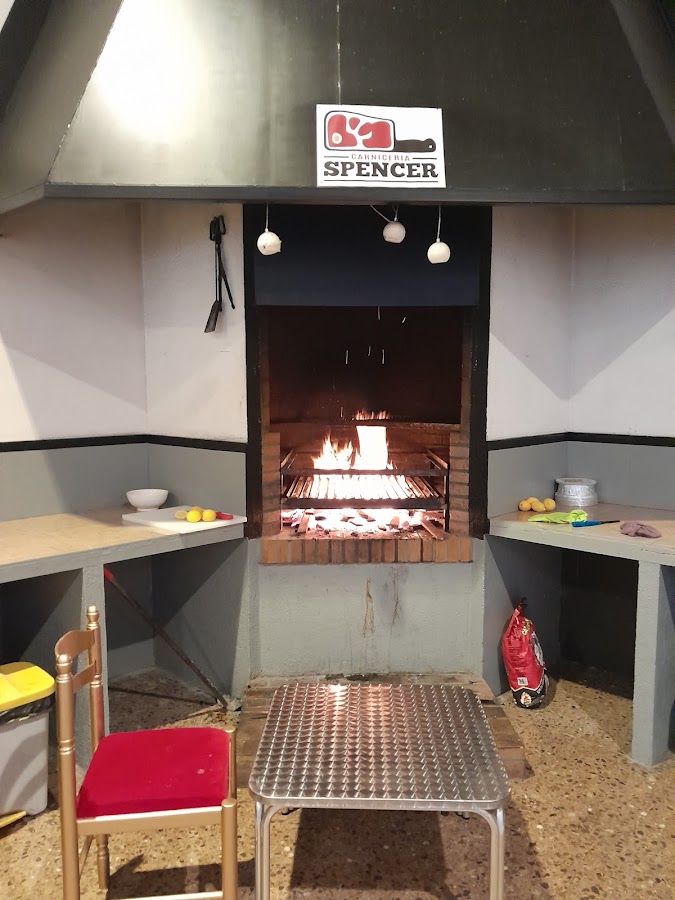 RESTAURANTE Y SALÓN DE EVENTOS QUINTA 2 DE OCTUBRE