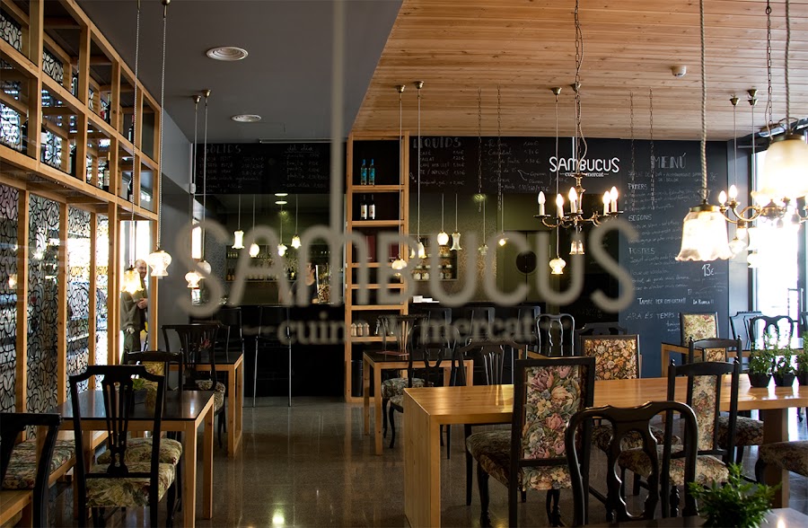 SAMBUCUS, restaurant i càtering