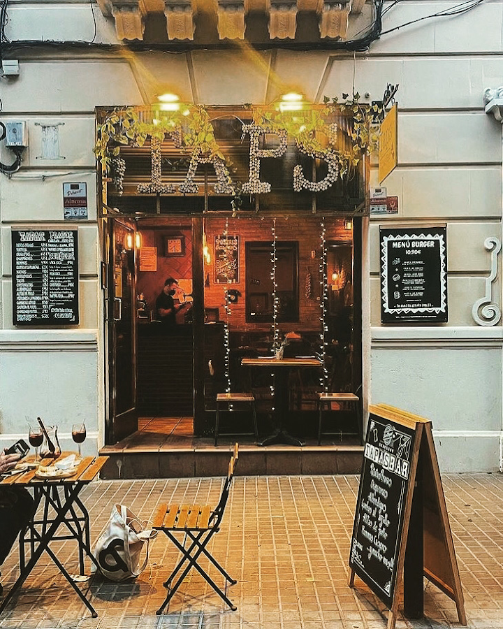 TAPS Bar