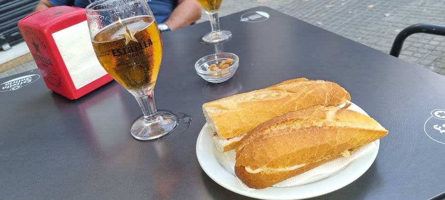 Un Cafè A Singuerlín