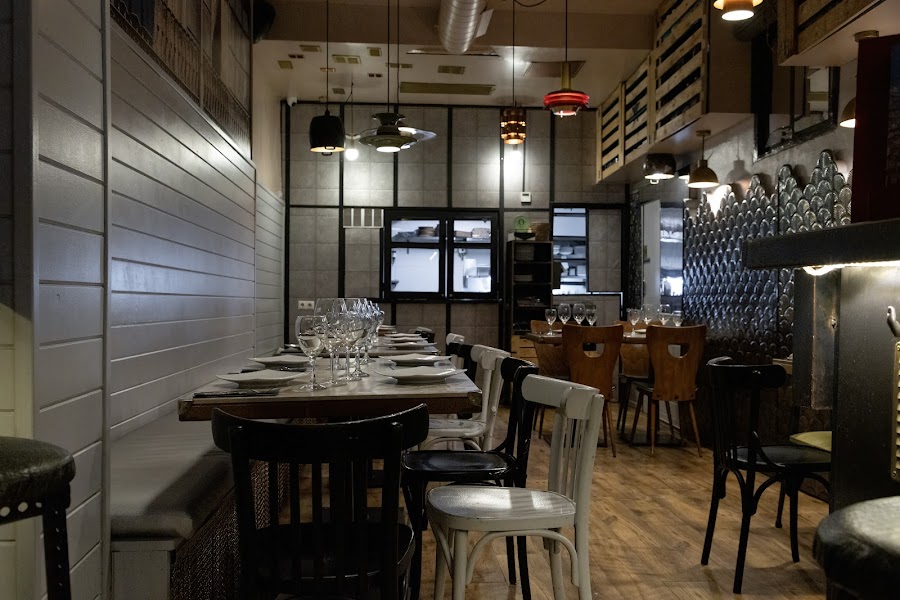 Viana Restaurant