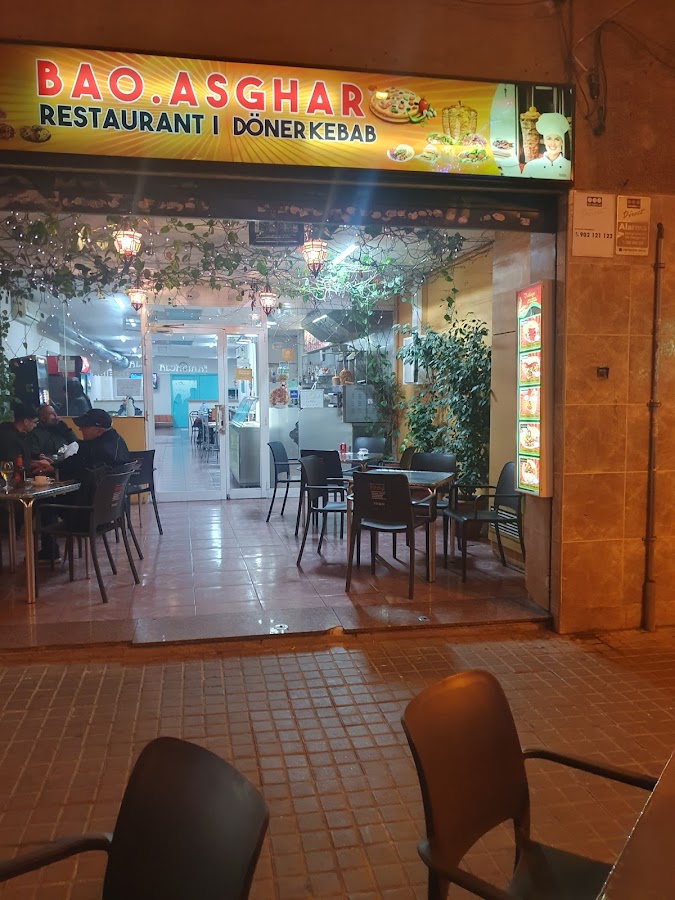 Village Restaurant i Doner Kebab
