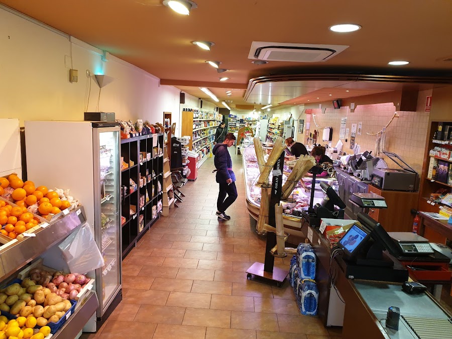 Ca L' Arenas - Carnisseria - Supermercat - Rostisseria -Menjar Preparat en Sant Celoni